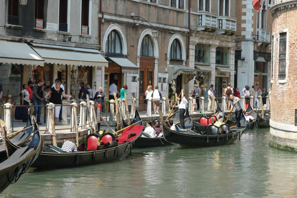 Venedig Gondel Bild 2100