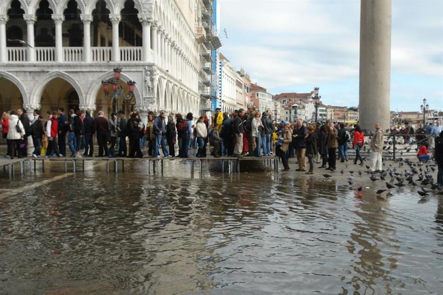 Venedig Hochwasser Bild 9000