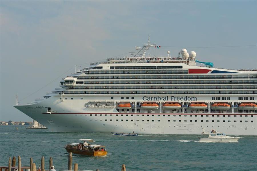Venedig Kreuzfahrt Schiffe Bild 3900