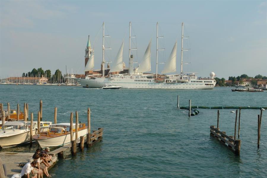 Venedig Kreuzfahrt Schiffe Bild 7300