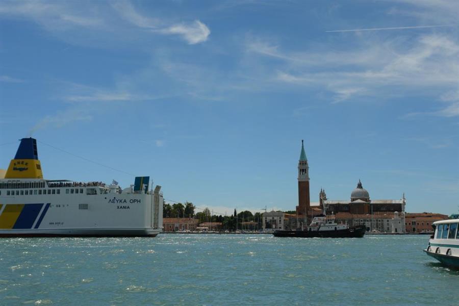Venedig Kreuzfahrt Schiffe Bild 16800