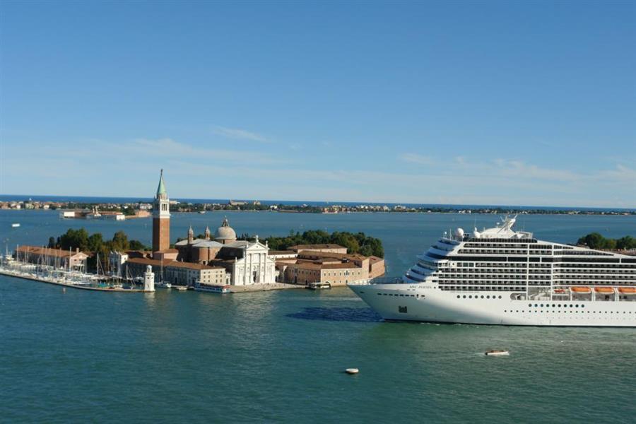 Venedig Kreuzfahrt Schiffe Bild 22500