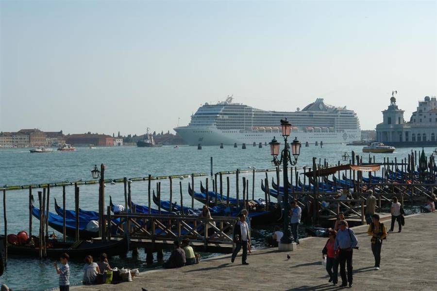 Venedig Kreuzfahrt Schiffe Bild 40100