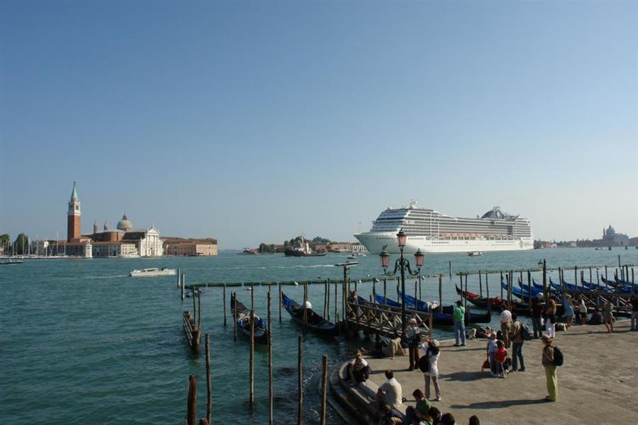 Venedig Kreuzfahrt Schiffe Bild 41200