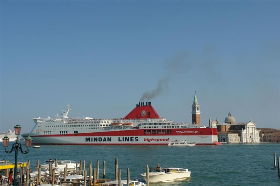 Venedig Kreuzfahrt Schiffe Bild 46600